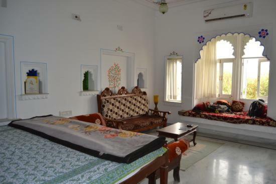 Hotel Aravali View Palace Udaipur Luaran gambar